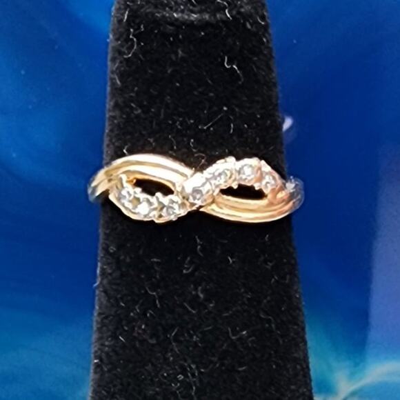 Dainty 14K Fine Yellow Gold Infinity Symbol Round Diamond Accent Pinky Ring - Picture 4 of 12